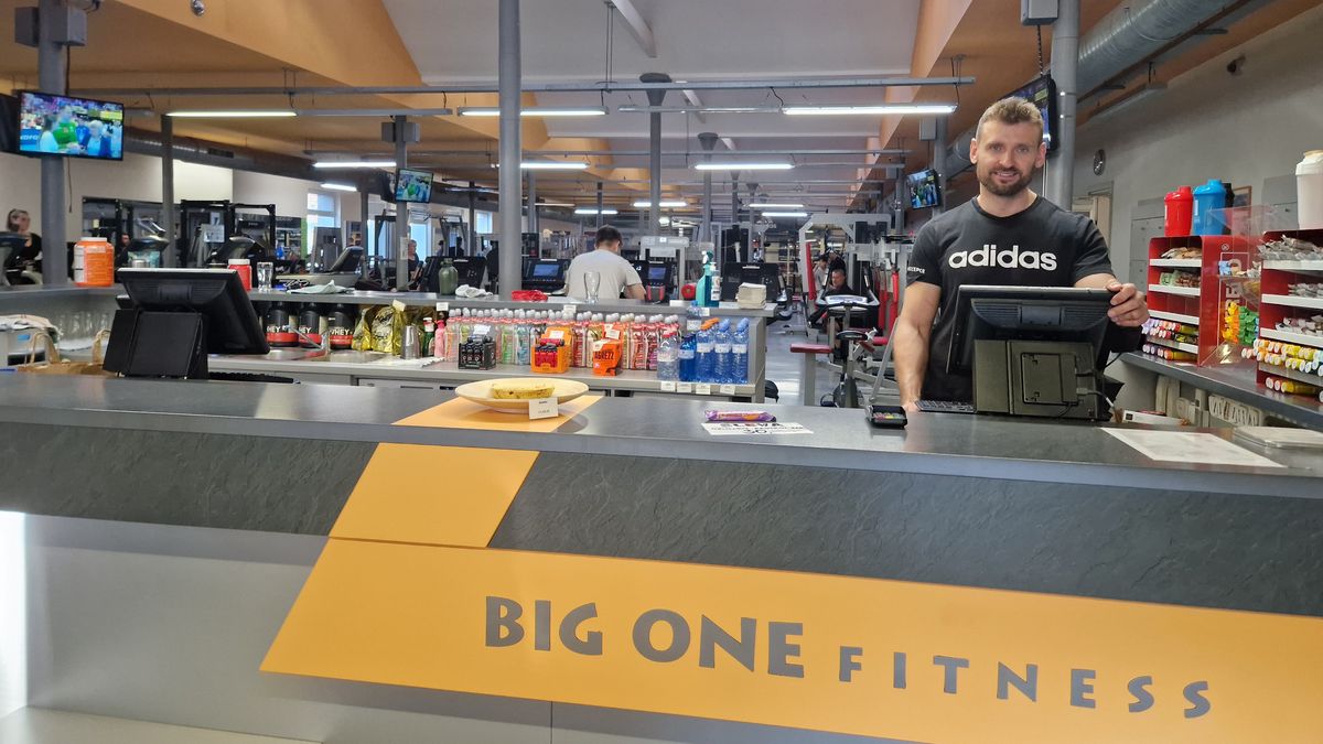 Lidé se na začátku roku hrnou do posiloven. Části z nich vydrží nadšení jen pár týdnů